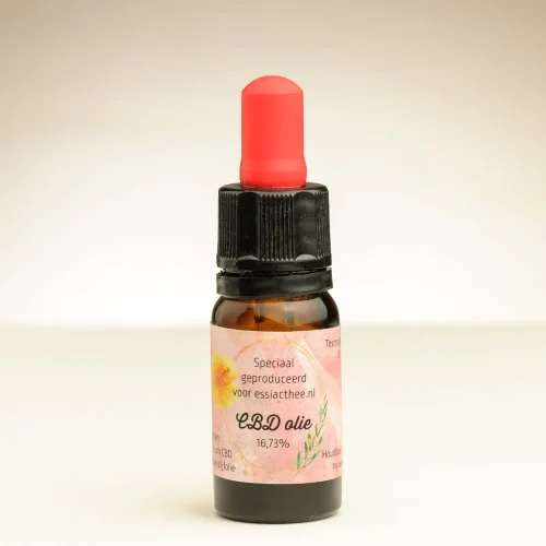 Biologische CBD Olie - 10 ml flesje met hoogwaardige CBD olie gewonnen uit vezelhennep, vrijwel zonder THC. Perfect voor ontspanning en welzijn